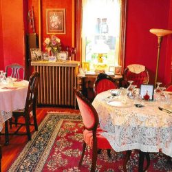 Wedding Venue Red Decoration | Filbert B&B, Danielsville, PA