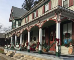 Christmas Decoration | Filbert B&B, Danielsville, PA